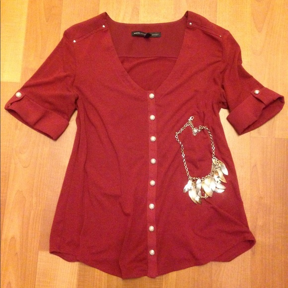 WHBM Maroon button up top - Picture 2 of 6